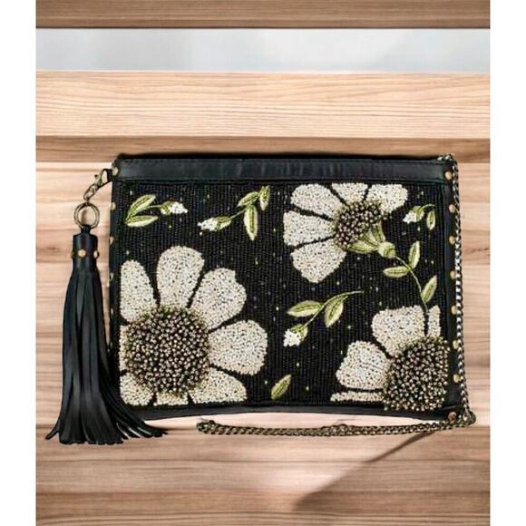 New With Tags Mary Frances #S001-732 “Sunshine & Daisies” Bag - Picture 11 of 11